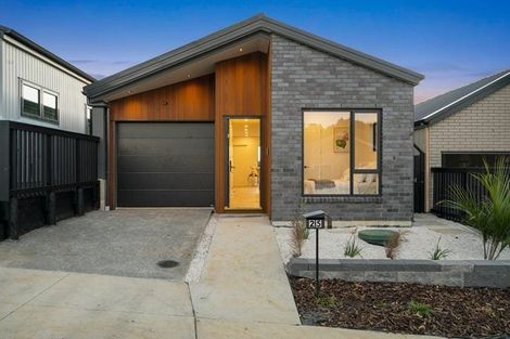 Photo of property in 25 Aituaa Road, Pukekohe, 2120