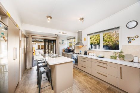 Photo of property in 1 Lytton Street, Feilding, 4702