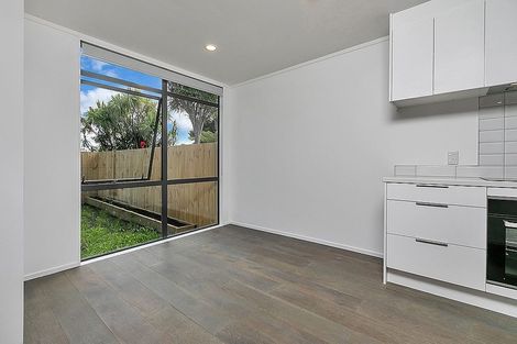 Photo of property in 1/3 Erewhon Place, Birkdale, Auckland, 0626