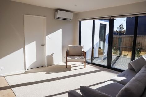 Photo of property in 1/98 Hills Road, Edgeware, Christchurch, 8013