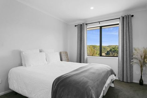 Photo of property in 1 Lemonwood Lane, Kinloch, Taupo, 3377