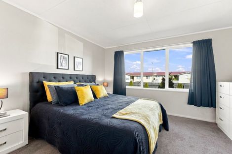 Photo of property in 23 Gibbons Crescent, Castlecliff, Whanganui, 4501