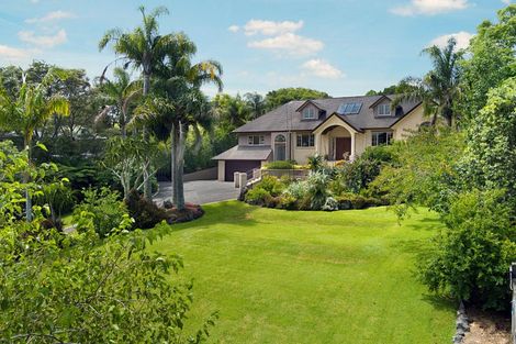 Photo of property in 3 Napuka Road, Henderson Valley, Auckland, 0612