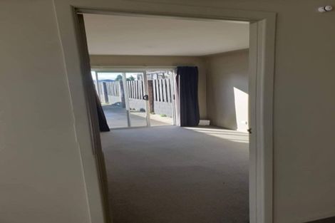 Photo of property in 16 Jade Place, Bell Block, New Plymouth, 4312
