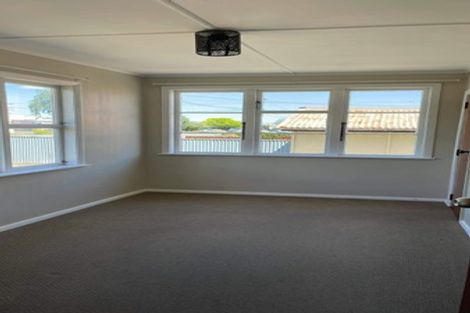 Photo of property in 563 Queen Street East, Levin, 5510