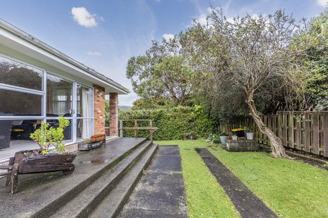 Photo of property in 5 Mascot Street, Tawa, Wellington, 5028