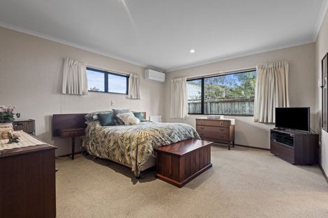 Photo of property in 35 Presidential Drive, Milson, Palmerston North, 4414