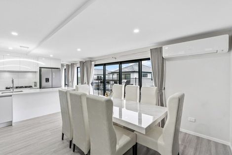 Photo of property in 4 Tawapou Close, Massey, Auckland, 0614