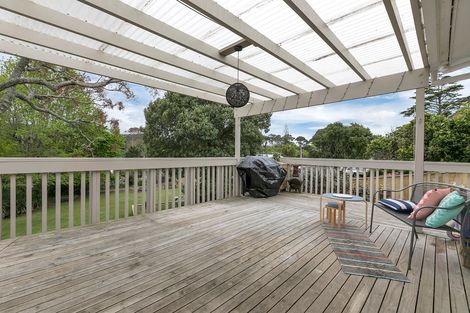 Photo of property in 43 Maude Street, Riverhead, 0820