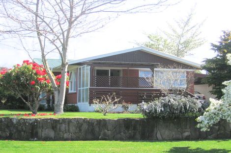 Photo of property in 2 Tawavale Street, Pukehangi, Rotorua, 3015