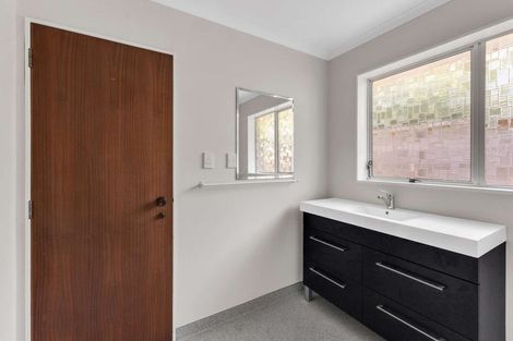 Photo of property in 1/44 Ballance Street, Lower Vogeltown, New Plymouth, 4310