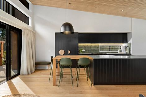 Photo of property in 11 Powder Terrace, Arthurs Point, Queenstown, 9371