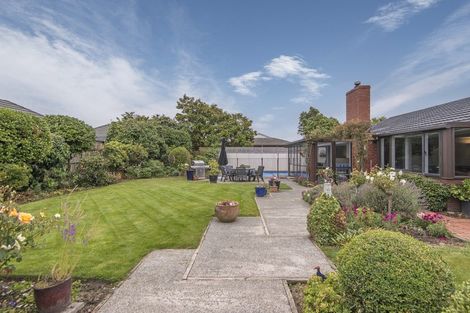 Photo of property in 370b Yaldhurst Road, Russley, Christchurch, 8042