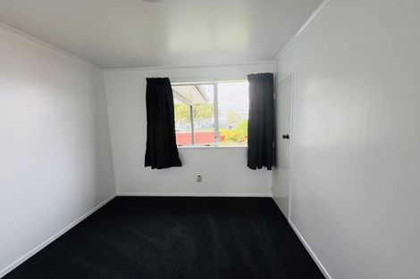 Photo of property in 43 Acacia Street, Kelvin Grove, Palmerston North, 4414