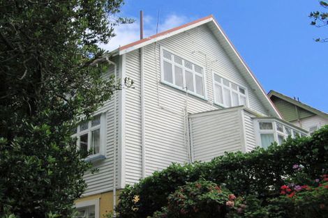 Photo of property in 1/4 Inverlochy Place, Te Aro, Wellington, 6011