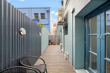 Photo of property in 2/81 Moray Place, Dunedin Central, Dunedin, 9016