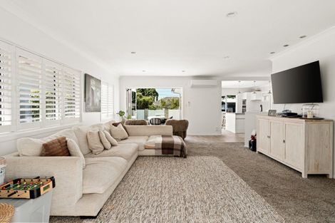 Photo of property in 71 Oceanview Road, Mount Maunganui, 3116