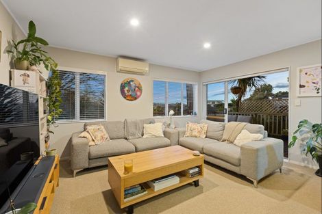 Photo of property in 23b Jelas Road, Red Beach, 0932