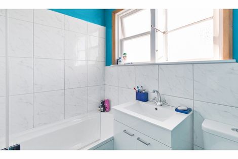 Photo of property in 77 Andrew Street, Marchwiel, Timaru, 7910