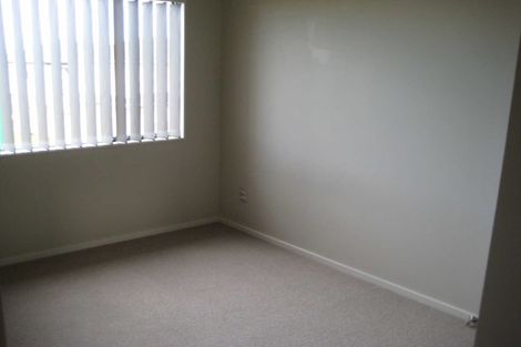 Photo of property in 13 Riverglade Parkway, Te Atatu South, Auckland, 0610