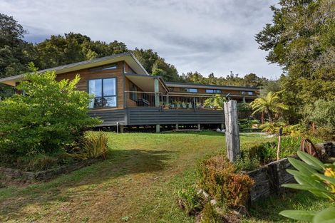 Photo of property in 88 Clifton Road, Kaiata, Greymouth, 7805
