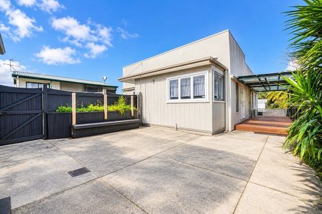 Photo of property in 345 Main Road, Huapai, Kumeu, 0810