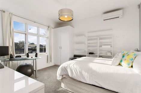 Photo of property in 72 Harrow Street, Phillipstown, Christchurch, 8011