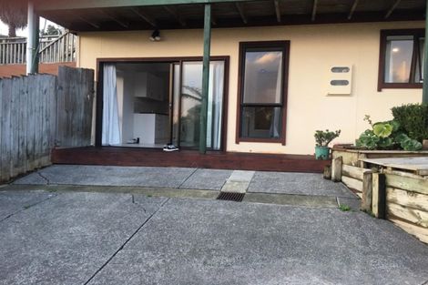 Photo of property in 1/9 Jay Court, Botany Downs, Auckland, 2010