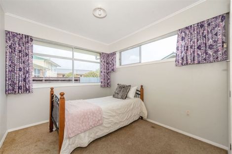 Photo of property in 22 Larnach Street, St Andrews, Hamilton, 3200