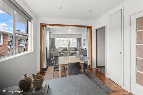 Photo of property in 74 Gover Street, New Plymouth, 4310