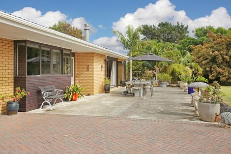 Photo of property in 2 Raukawa Grove, Waiuku, 2123