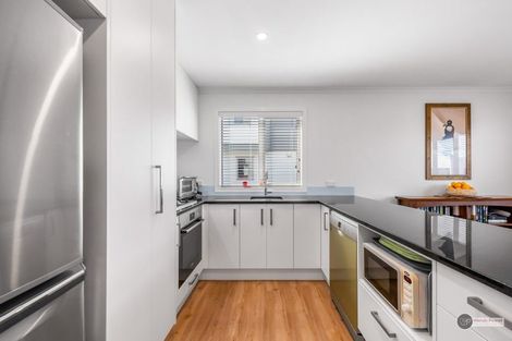 Photo of property in 1/87 Victoria Street, Alicetown, Lower Hutt, 5010