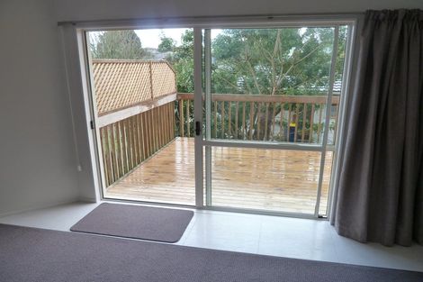 Photo of property in 68a Awaroa Road, Sunnyvale, Auckland, 0612