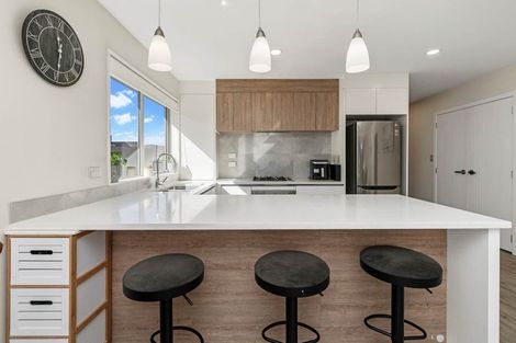 Photo of property in 34 Tomairangi Crescent, Pukekohe, 2120