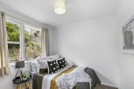 Photo of property in 7 Camrose Grove, Kingston, Wellington, 6021