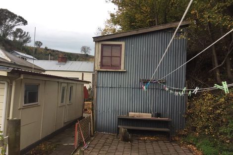 Photo of property in 15 Main Street, Hospital Hill, Napier, 4110