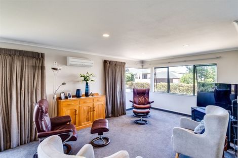 Photo of property in 85 Le Quesne Road, Bay View, Napier, 4104