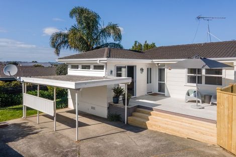 Photo of property in 2/66 Prince Regent Drive, Half Moon Bay, Auckland, 2012