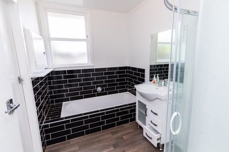 Photo of property in 120 Mill Road, Otaki, 5512