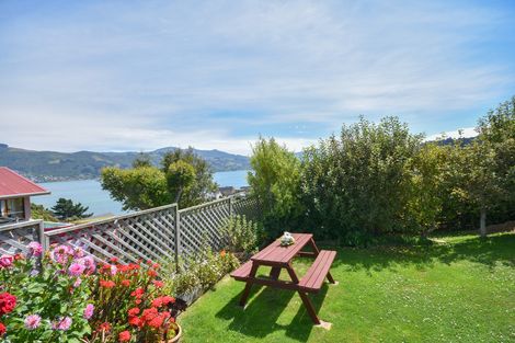 Photo of property in 30 Bayne Terrace, Macandrew Bay, Dunedin, 9014