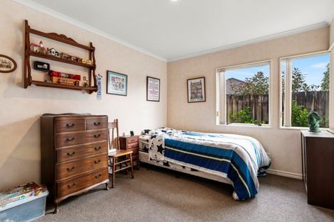 Photo of property in 70 Tuihana Drive, Papamoa Beach, Papamoa, 3118