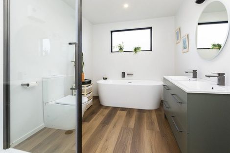 Photo of property in 5 Dray Place, Halswell, Christchurch, 8025