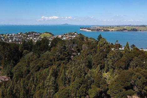 Photo of property in 142 Wade River Road, Wade Heads, Whangaparaoa, 0932