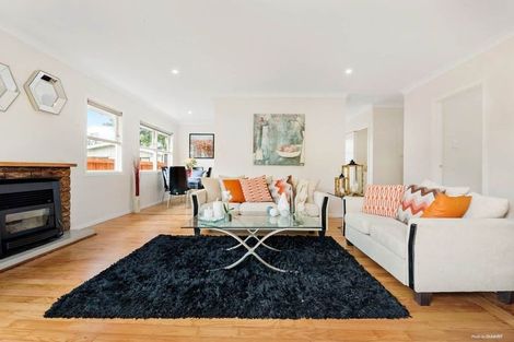 Photo of property in 14 Ocean View Road, Northcote, Auckland, 0627