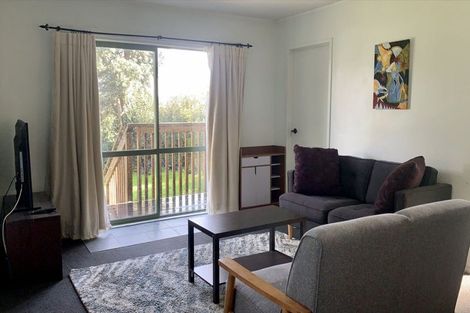 Photo of property in 21 Thomas Avenue, Te Atatu Peninsula, Auckland, 0610