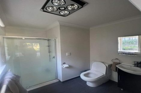 Photo of property in 52 Chamberlain Road, Karori, Wellington, 6012