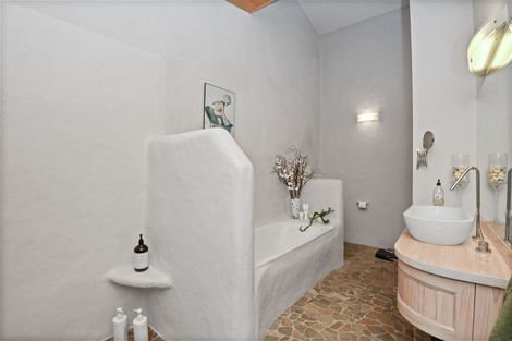 Photo of property in 30 Babina Avenue, Kumeu, 0810