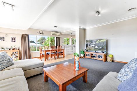 Photo of property in 17 Hinton Avenue, Forest Lake, Hamilton, 3200