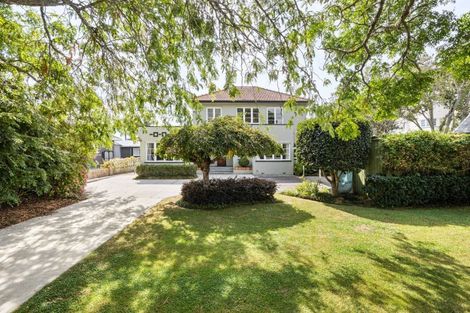 Photo of property in 14 Maeroa Road, Beerescourt, Hamilton, 3200