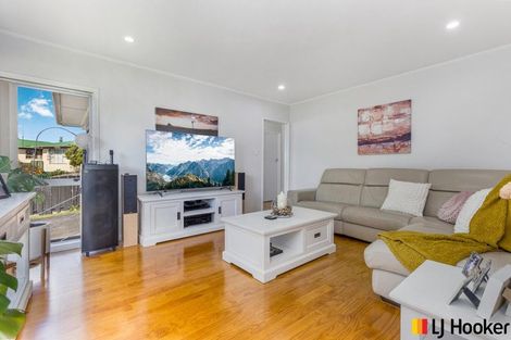 Photo of property in 17 Valencia Place, Manurewa, Auckland, 2102